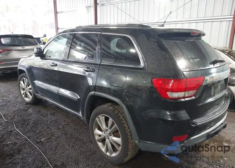 2012 Jeep Grand Cherokee Laredo z USA, uszkodzony, nr VIN 1C4RJFAG6CC349394